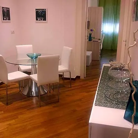 מלון Residenza Piazza Moro 3*